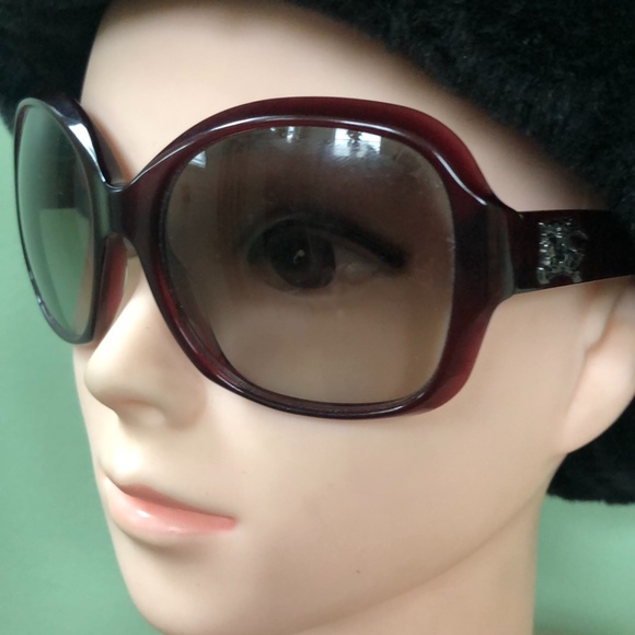 Burberry B 4058 Oversized Sunglasses - Picture 4 of 8